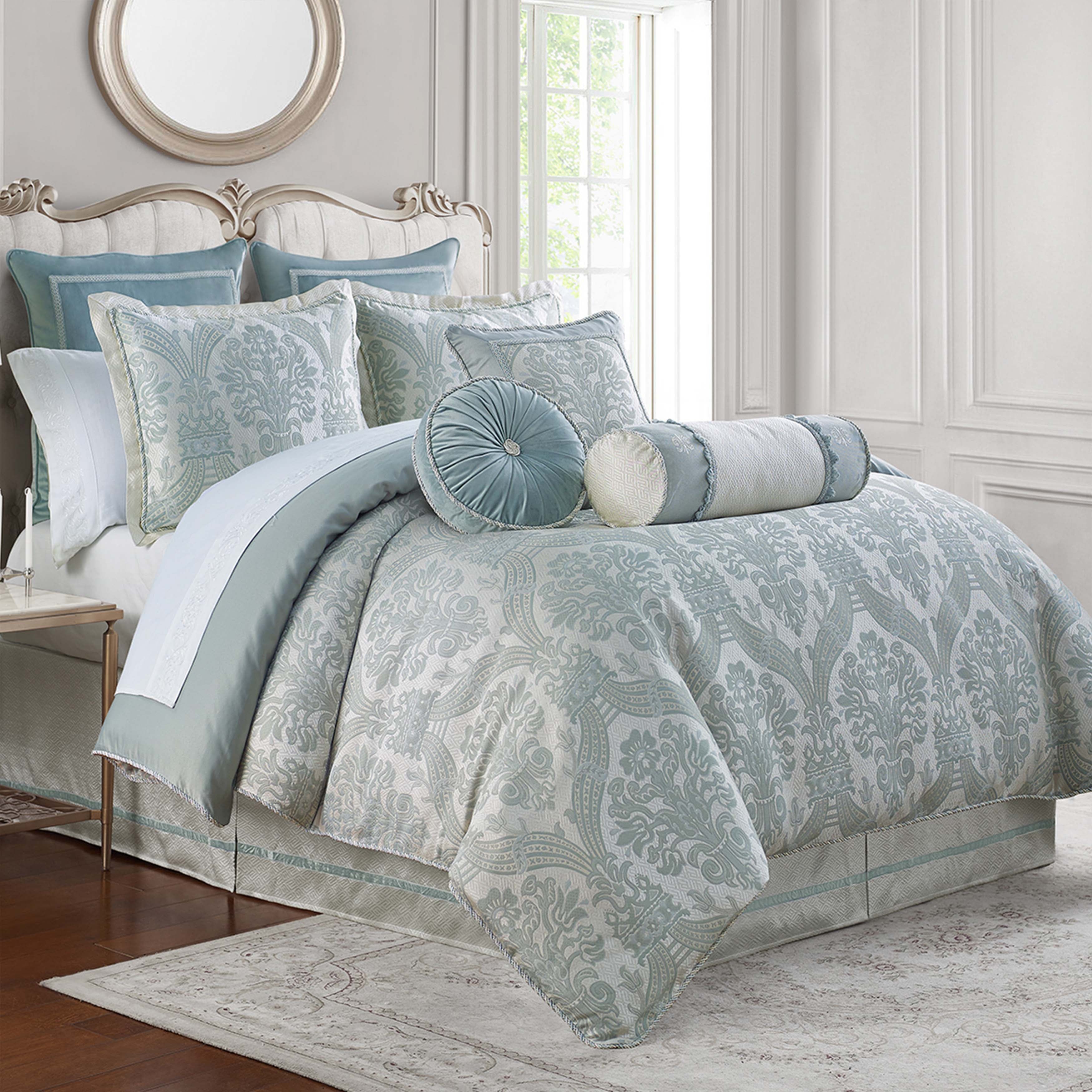 Light blue online queen comforter set