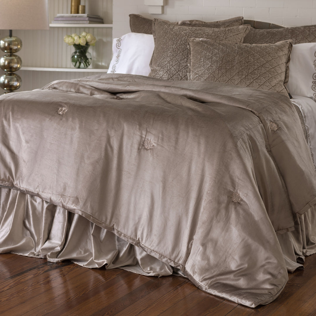 Men's Bedding Sets For Sale in King & Queen Size 2021 – Latest Bedding