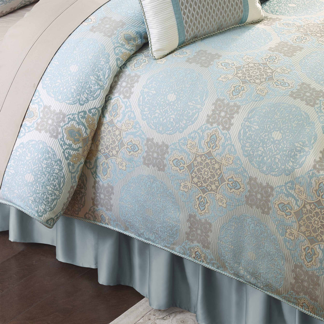 Jonet Cream/Aqua 6 Piece Comforter Set Comforter Sets By Waterford