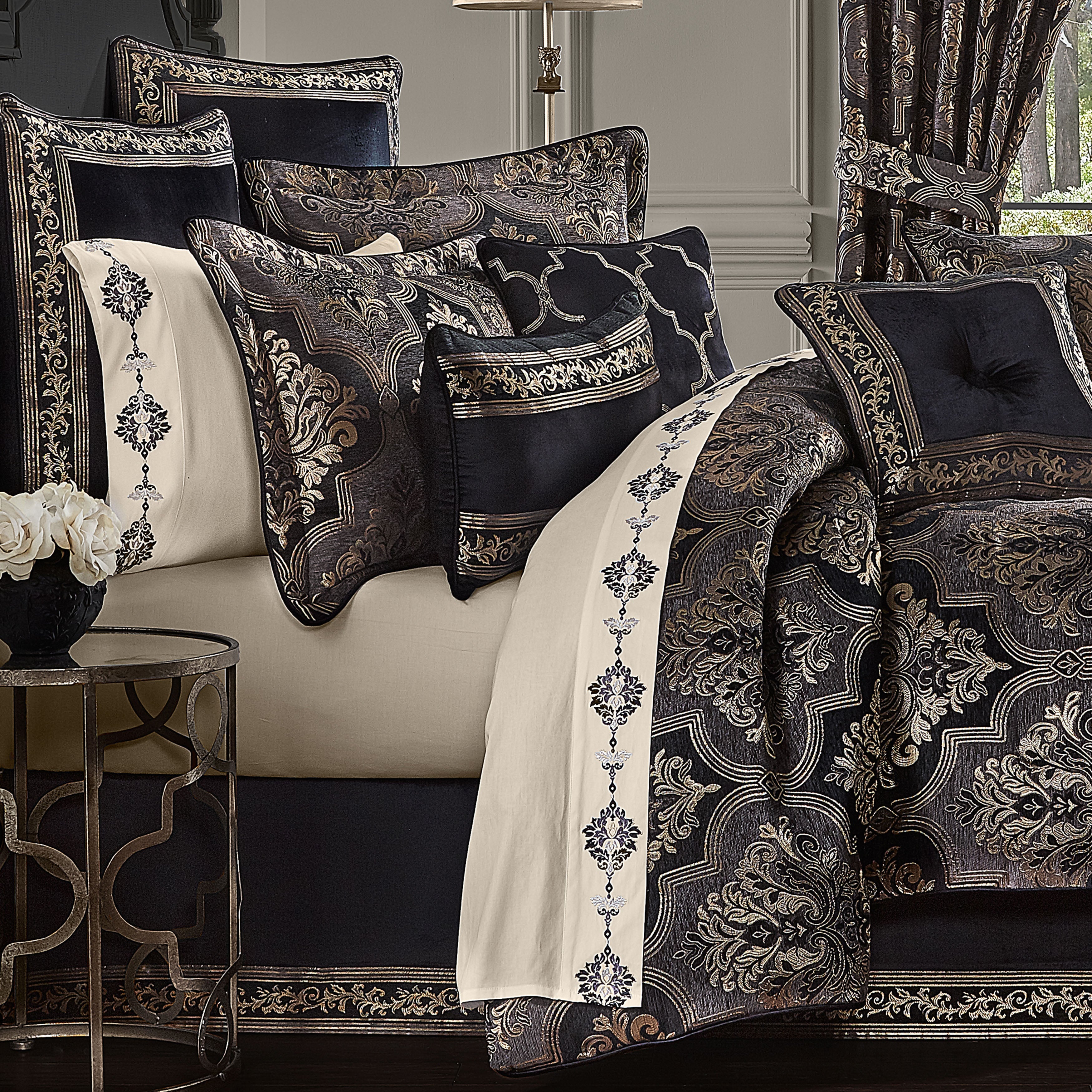 Queen bed set with decorative 2024 pillows